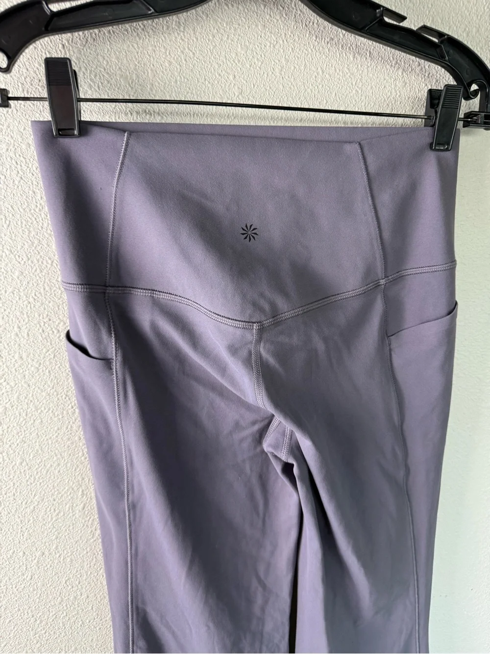 Athleta Salutation Stash Pocket Flare Pant Dusk Violet Casual Women’s Medium P